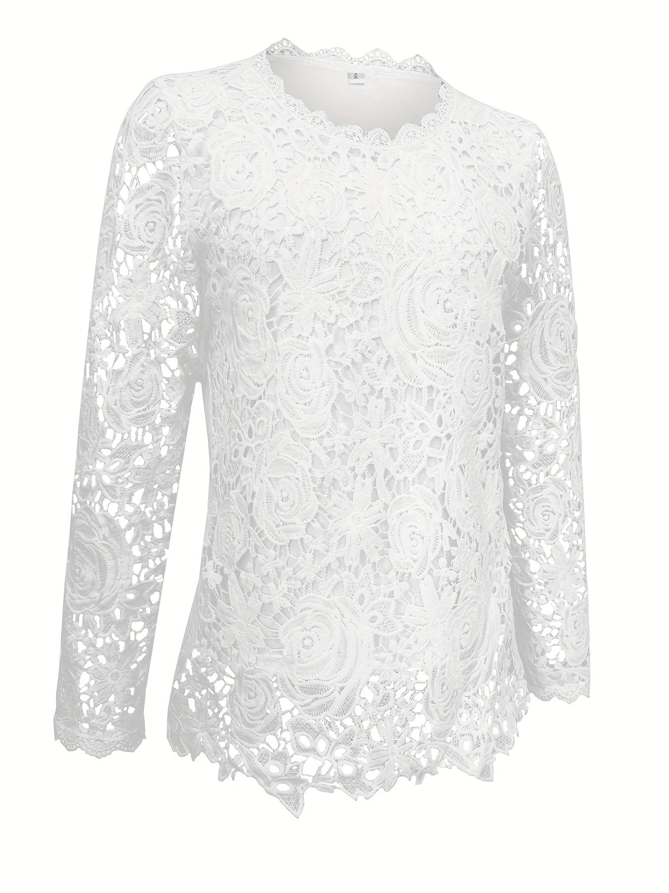 Camiseta com acabamento em vieira e renda guipura, manga longa elegante para primavera/outono.