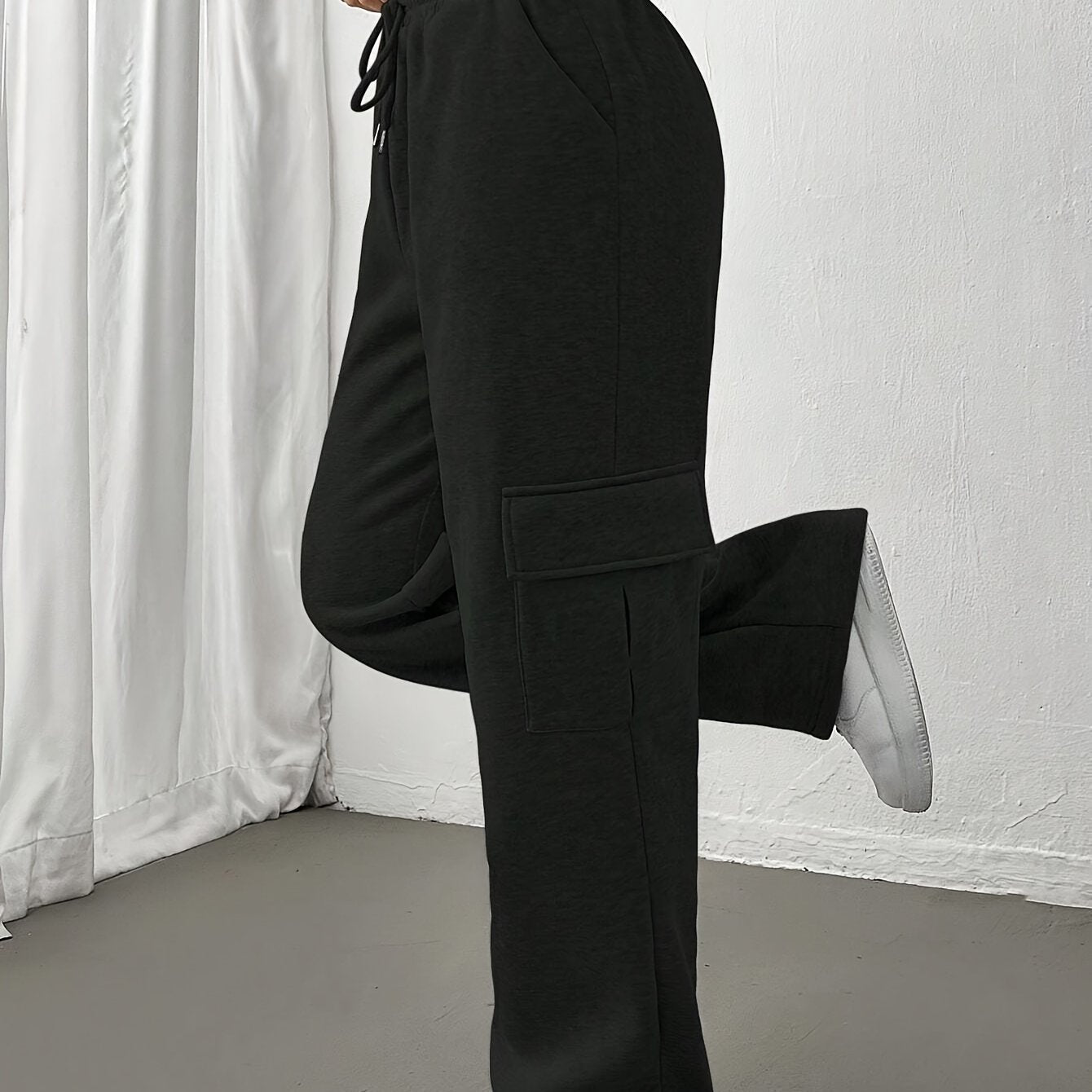 Flap Pocket Straight Leg Sweatpants - Drawstring Elastic Waist for Fall & Winter
