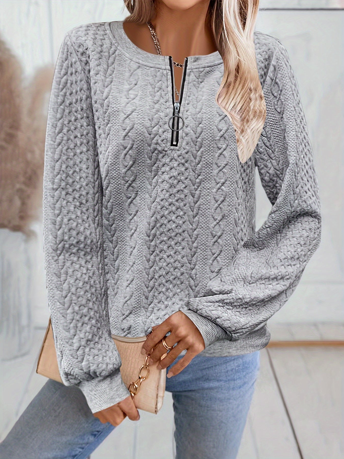 Textured Zipper Sweatshirt, Casual Long Sleeve for Fall & Winter.