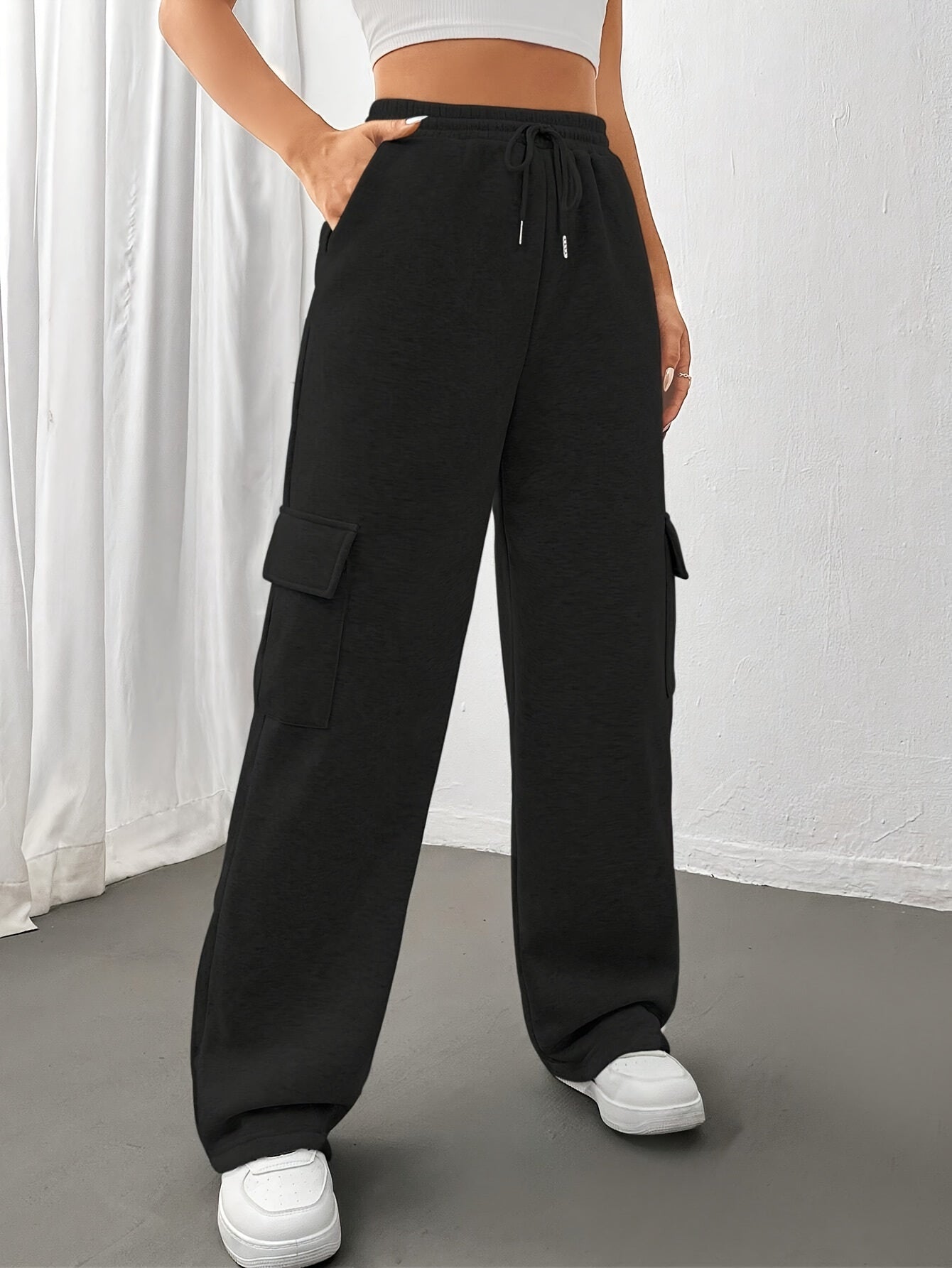 Flap Pocket Straight Leg Sweatpants - Drawstring Elastic Waist for Fall & Winter