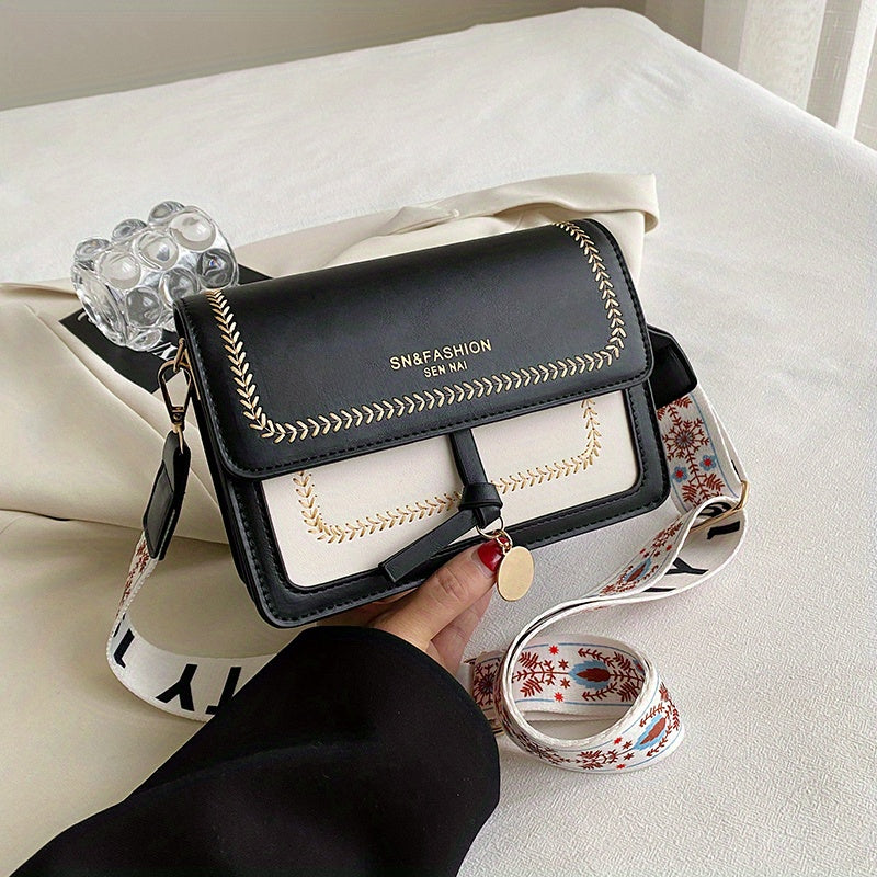 Bolsa de ombro com aba fashion - Bolsa transversal feminina com fivela e alça larga