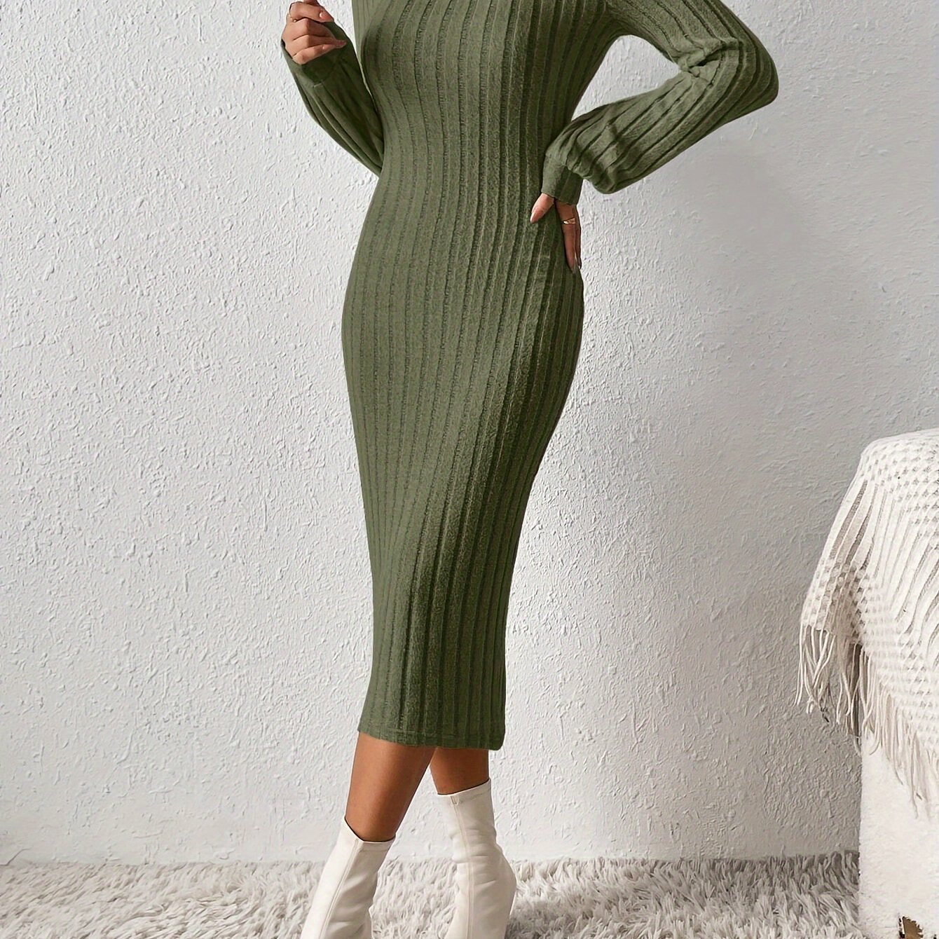 Vestido justo com nervuras, gola alta elegante, manga comprida, para mulheres.