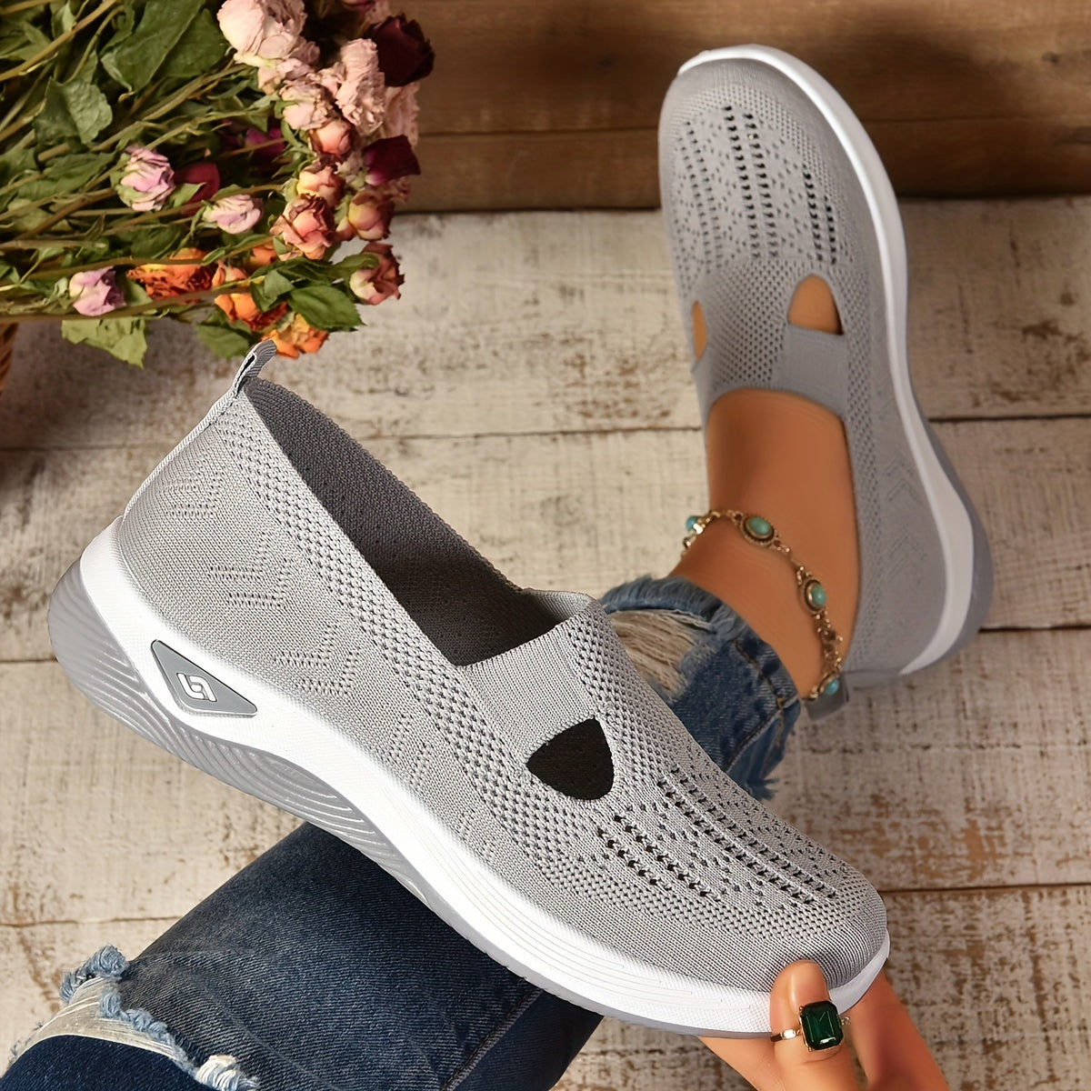 Slip-On-Sneakers mit Cut-Outs für Damen, atmungsaktive Freizeit-Wanderschuhe (Übergröße)