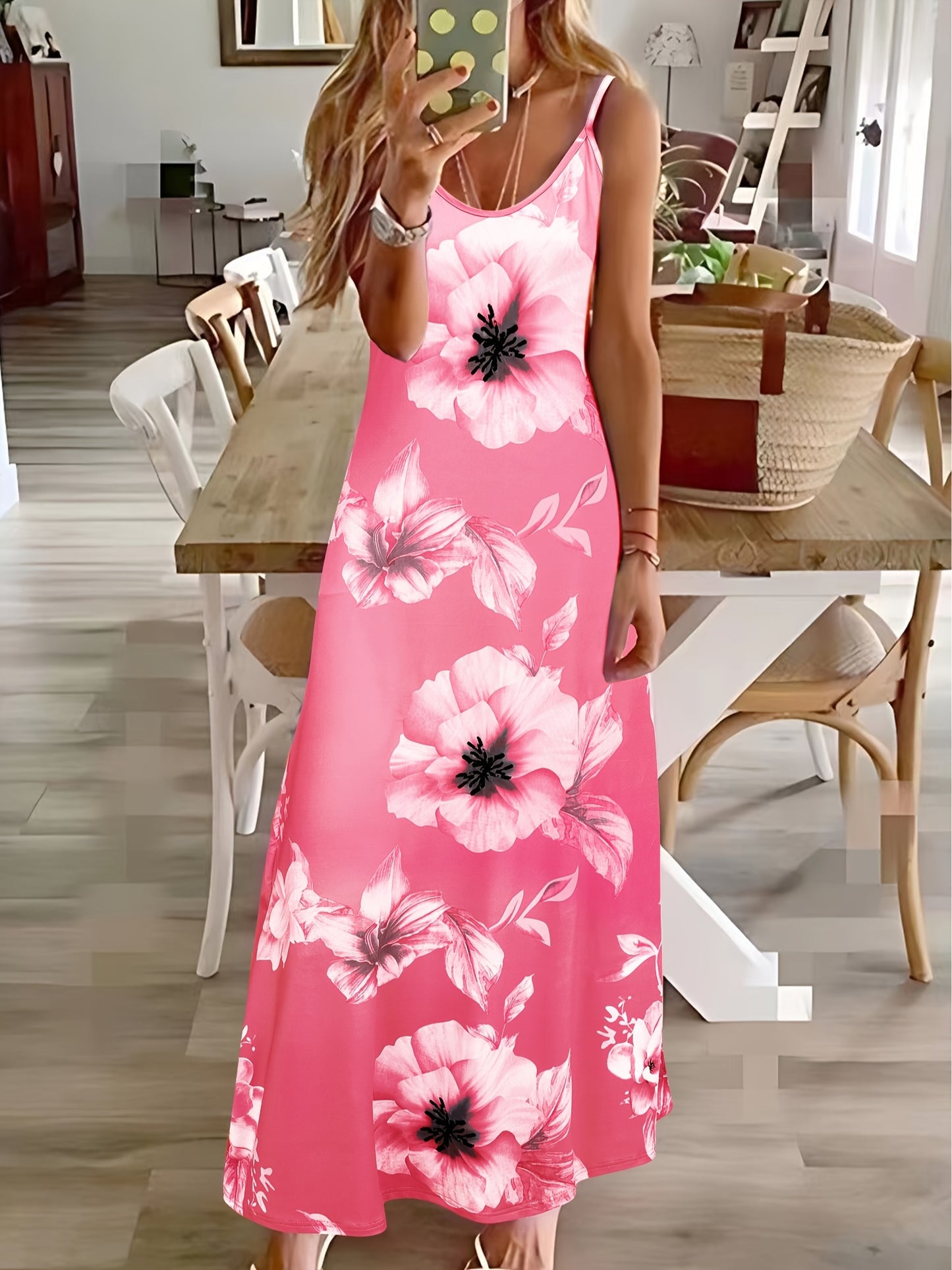 Vestido cami floral com alças finas, casual, comprimento até o tornozelo.