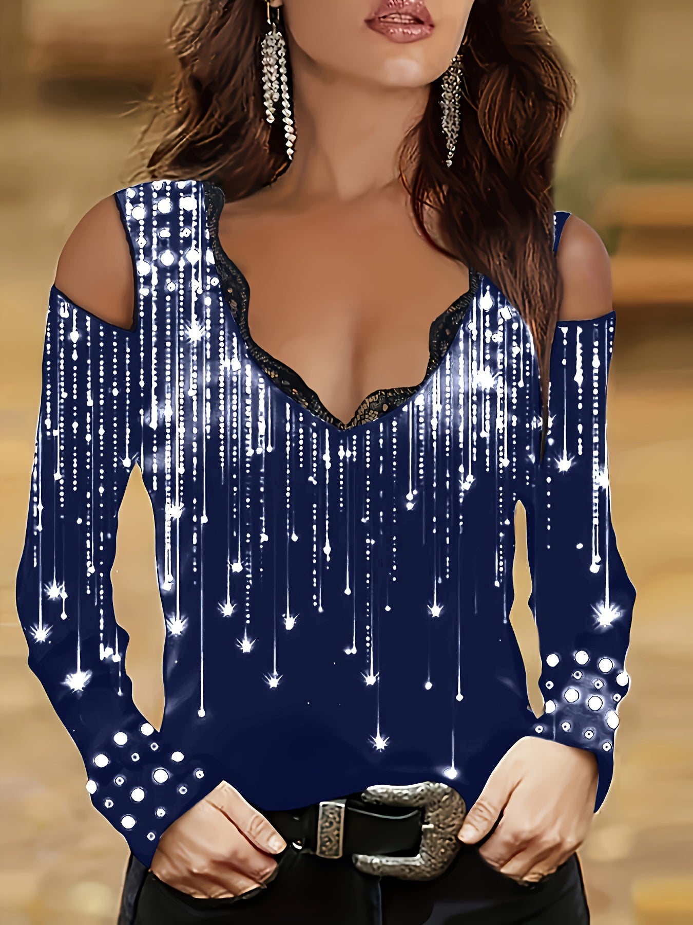 Camiseta com decote em V e acabamento em renda, blusa elegante com ombros descobertos para primavera e outono.