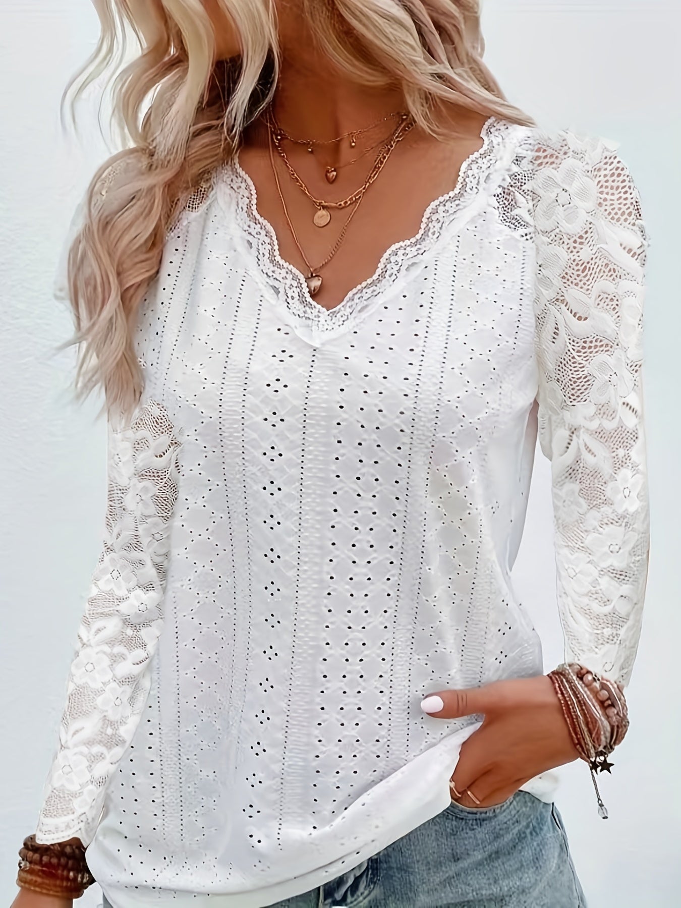 Elegant Contrast Lace V-neck T-shirt, Long Sleeve, Ideal for Spring & Fall.