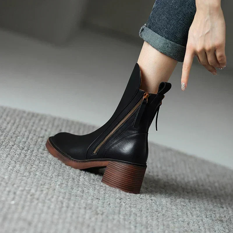 Aubrey™ - Botas de couro veganas estilosas