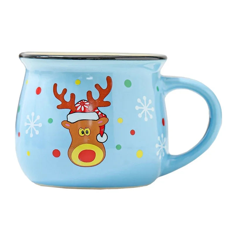 Frostige, gemütliche Weihnachtsbecher
