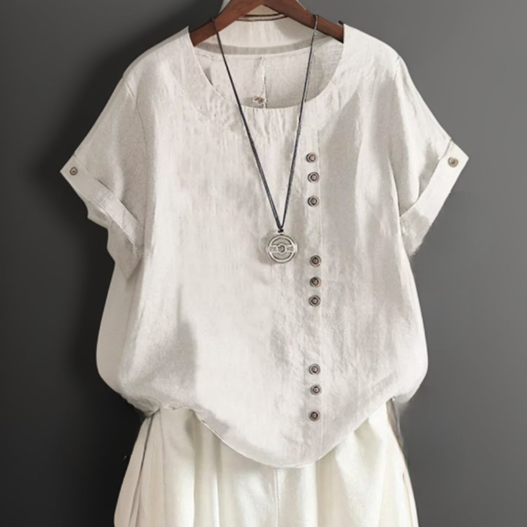 Zoe™ - Camiseta confortável com detalhe de botão