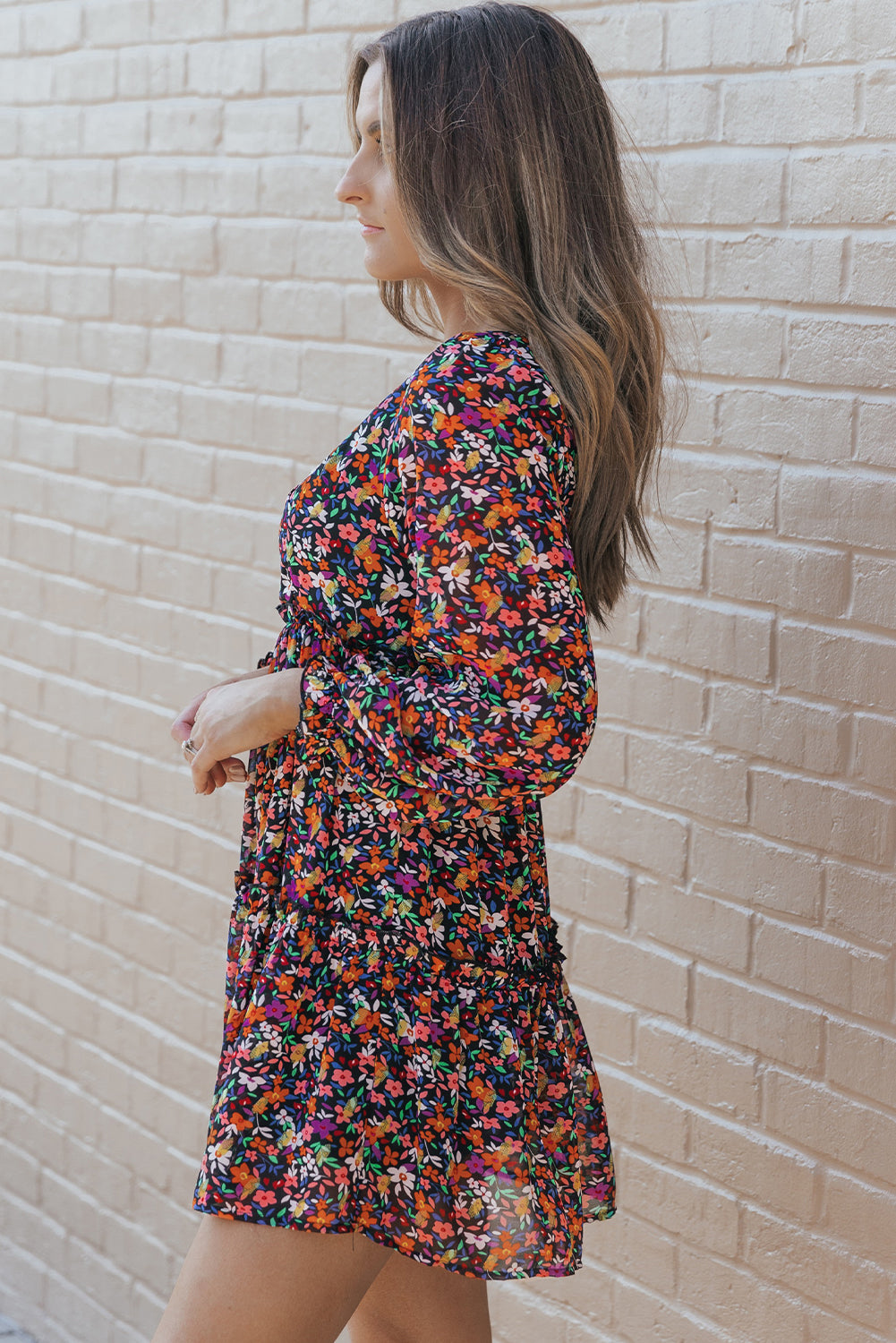 Vestidos florais com decote em V