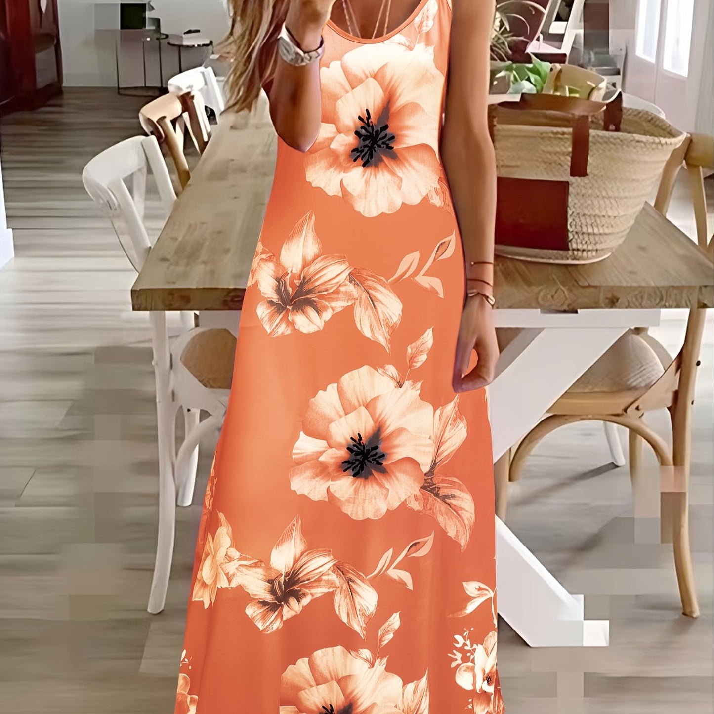 Vestido cami floral com alças finas, casual, comprimento até o tornozelo.