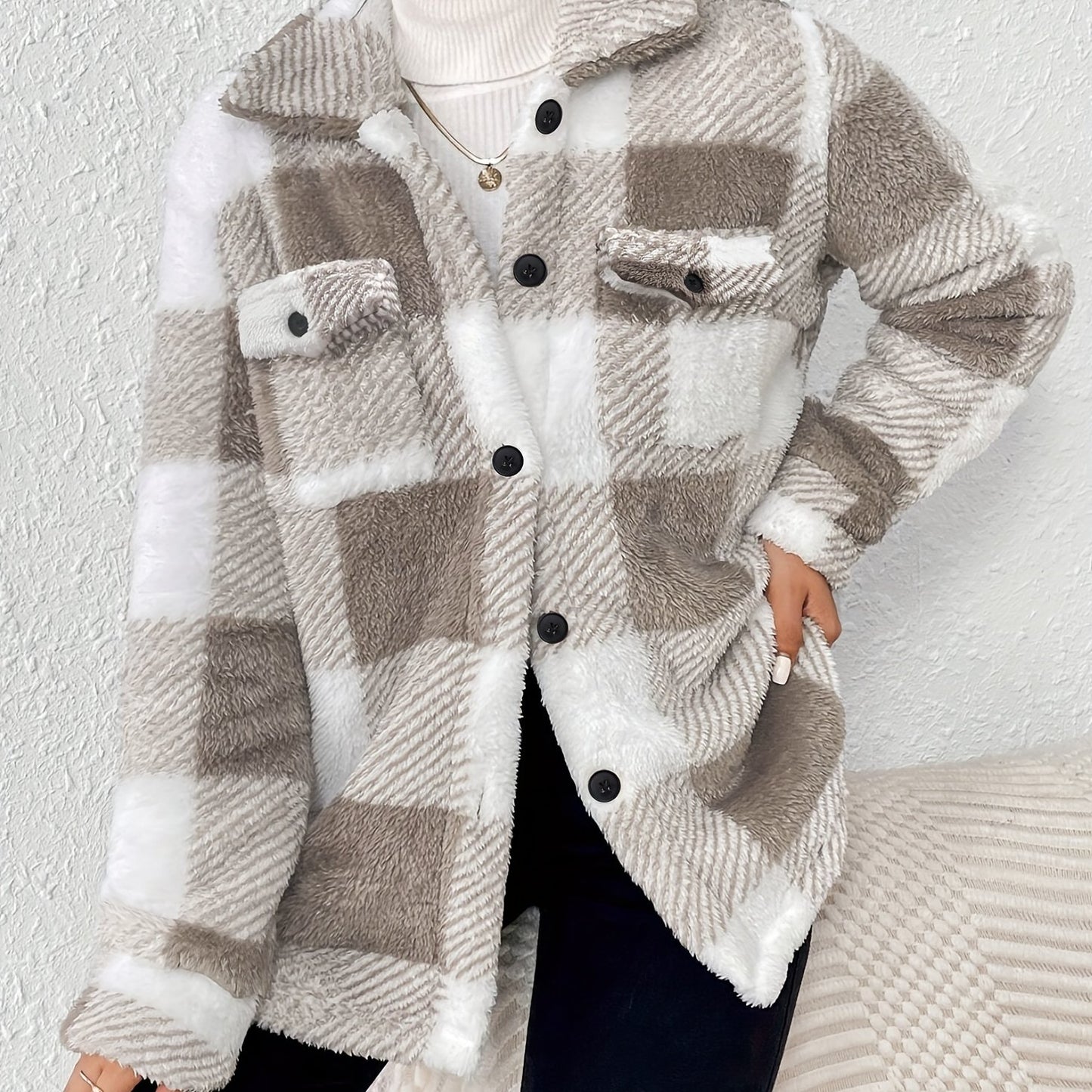 Elegant Plush Winter Jacket - Polyester and Elastane, Checkered Pattern, High Stretch Fabric, Machine Washable, Knitted Style