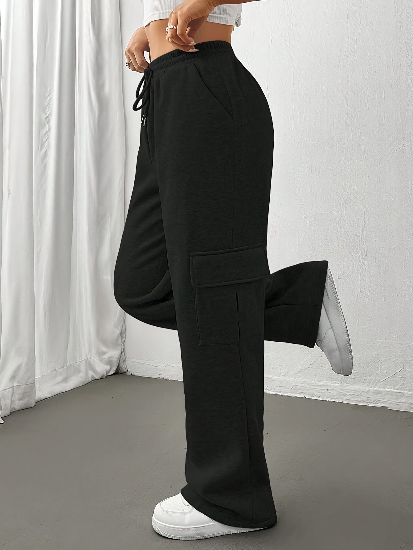Flap Pocket Straight Leg Sweatpants - Drawstring Elastic Waist for Fall & Winter