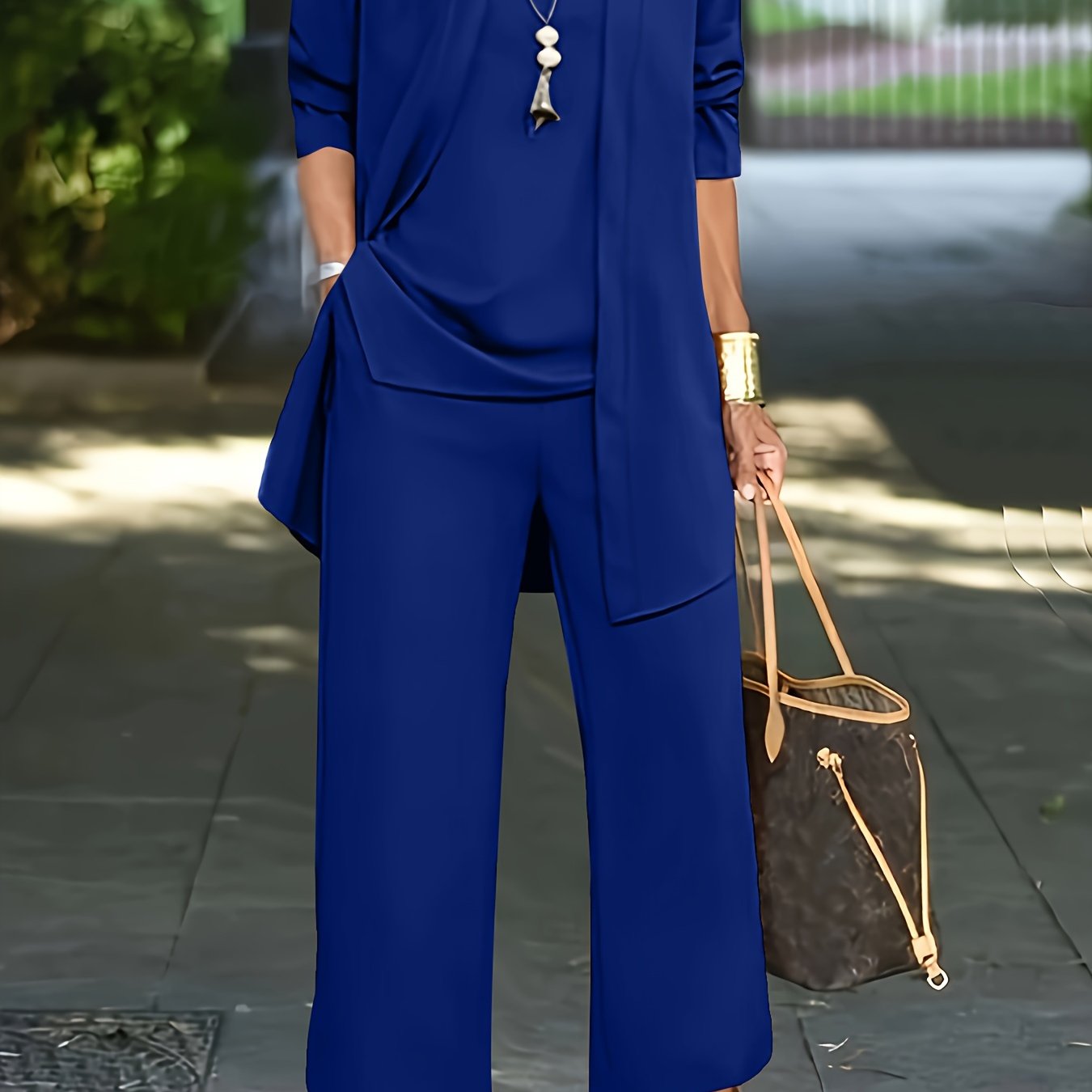 Lässiges dreiteiliges Set, Strickjacke, Top & Hose