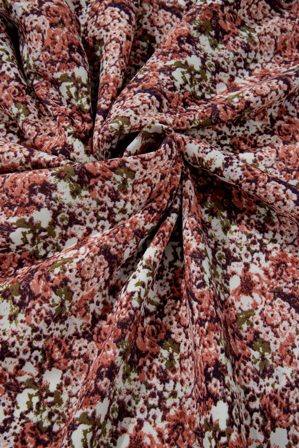 Vestido midi com decote em V e estampa floral