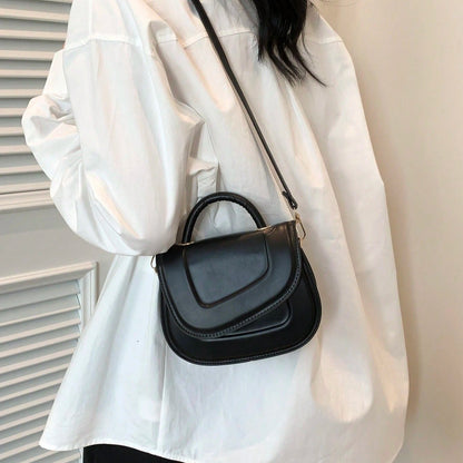 Charlotte™ Luxe Statement | Minimalistische Satteltasche