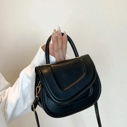 Charlotte™ Luxe Statement | Minimalistische Satteltasche
