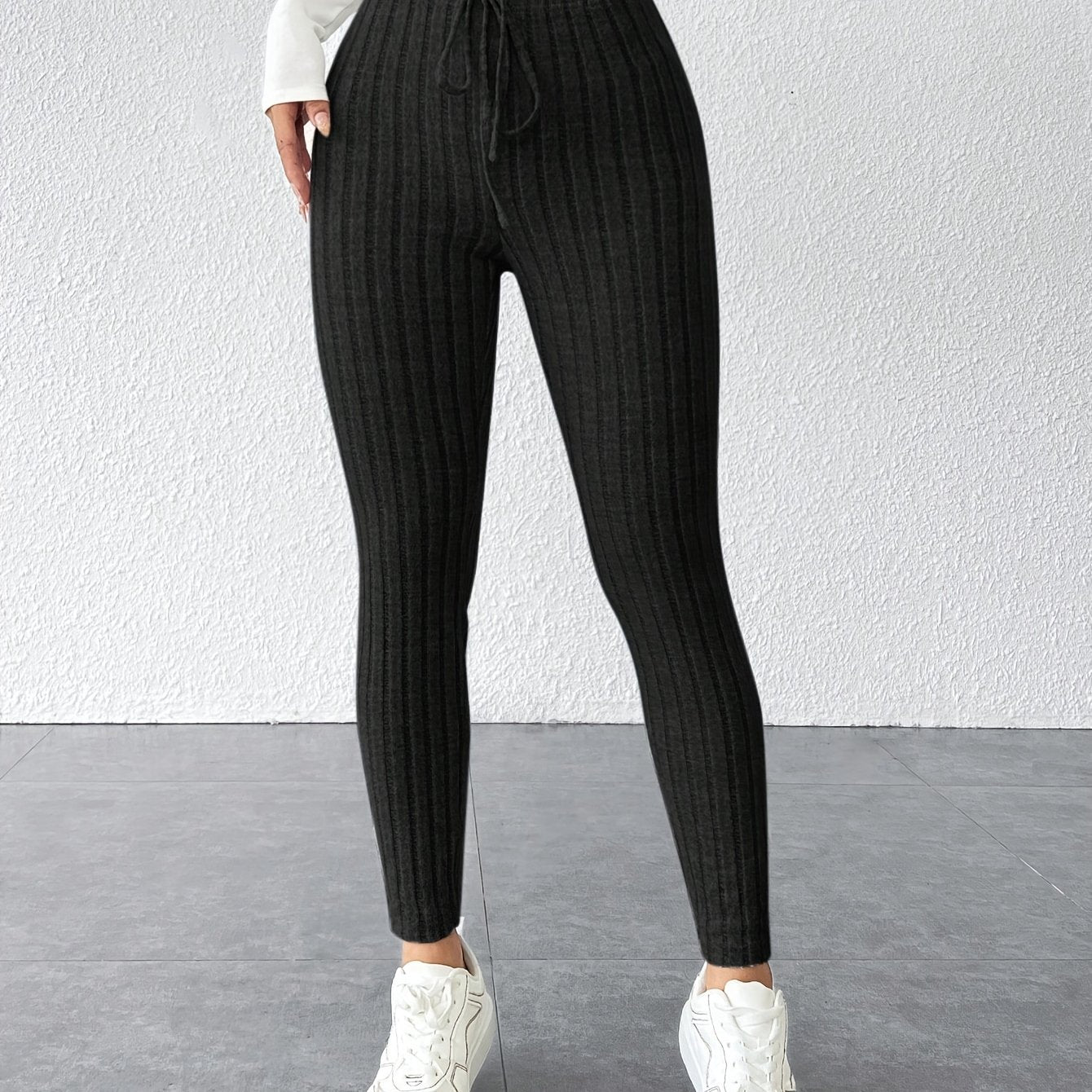 Einfarbige Leggings mit Kordelzug – lässig, dehnbar und eng anliegend für den Alltag