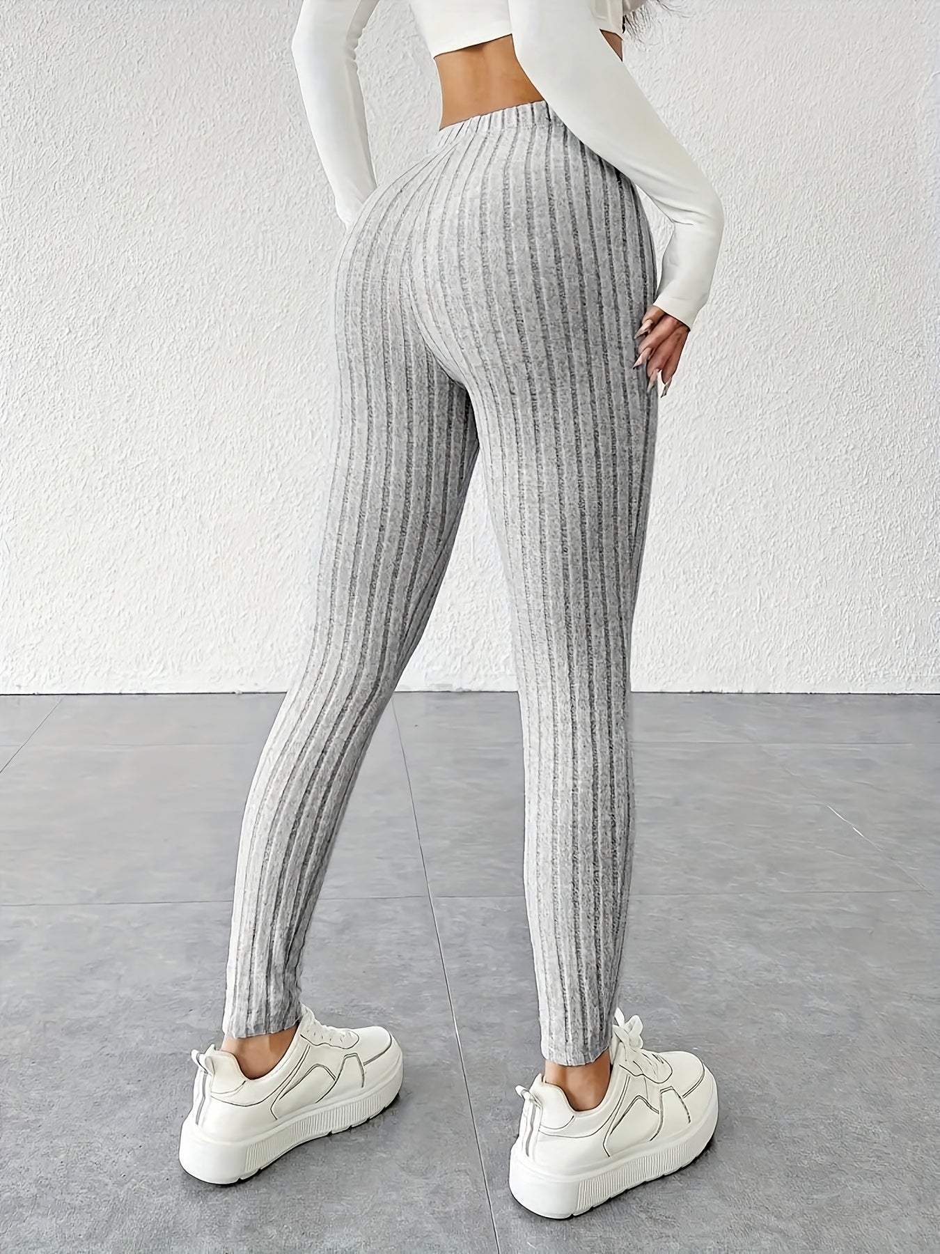 Einfarbige Leggings mit Kordelzug – lässig, dehnbar und eng anliegend für den Alltag