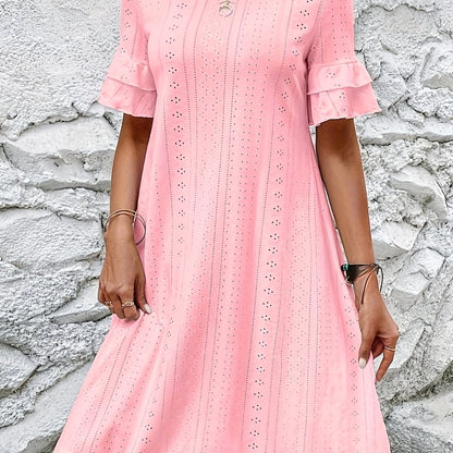 Vestido com gola redonda bordado com ilhós, manga casual com babados para primavera/verão.