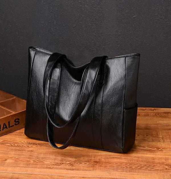 Abigail™ – Minimalistische, luxuriöse, weiche Schultertasche
