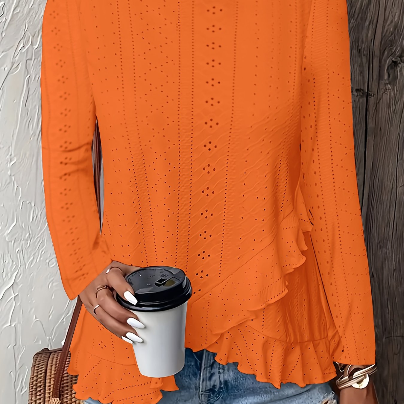 Camiseta feminina de manga comprida com babados e gola redonda, elegante e estilosa, primavera e outono, confortável e respirável, tecido jacquard de cor sólida