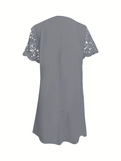 Kleid mit einfarbiger Spitze und Spleißtechnik, elegante Kurzarm, perfekt für Frühling und Herbst.