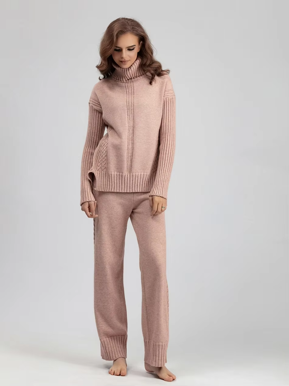 Scarlett™ - Stilvolles Set aus hochgeschlossenem Pullover-Strickpullover und lockerer Hose
