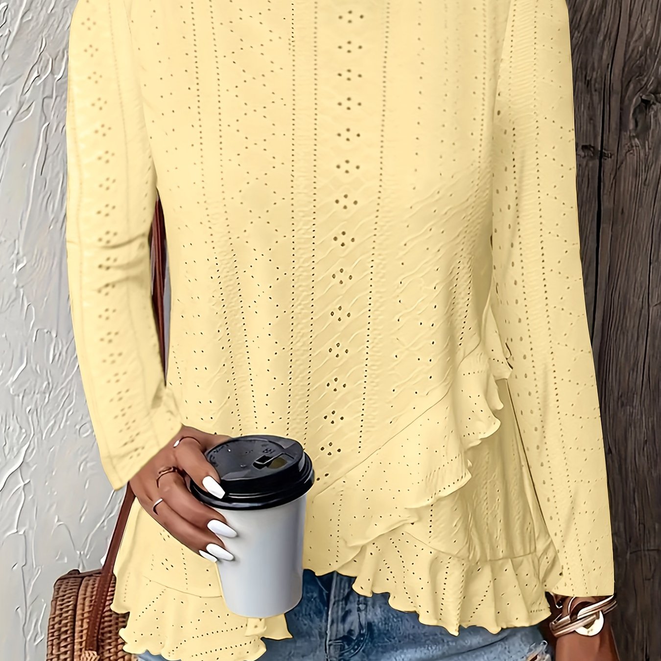 Camiseta feminina de manga comprida com babados e gola redonda, elegante e estilosa, primavera e outono, confortável e respirável, tecido jacquard de cor sólida