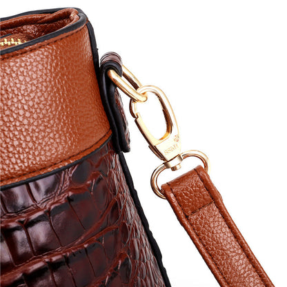 Ella™ – Elegante handgefertigte Kroko-Ledertasche